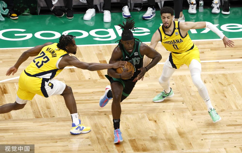 在加盟湖人 在加盟湖人