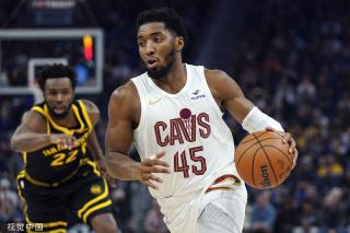 背后隐藏着 背后隐藏着