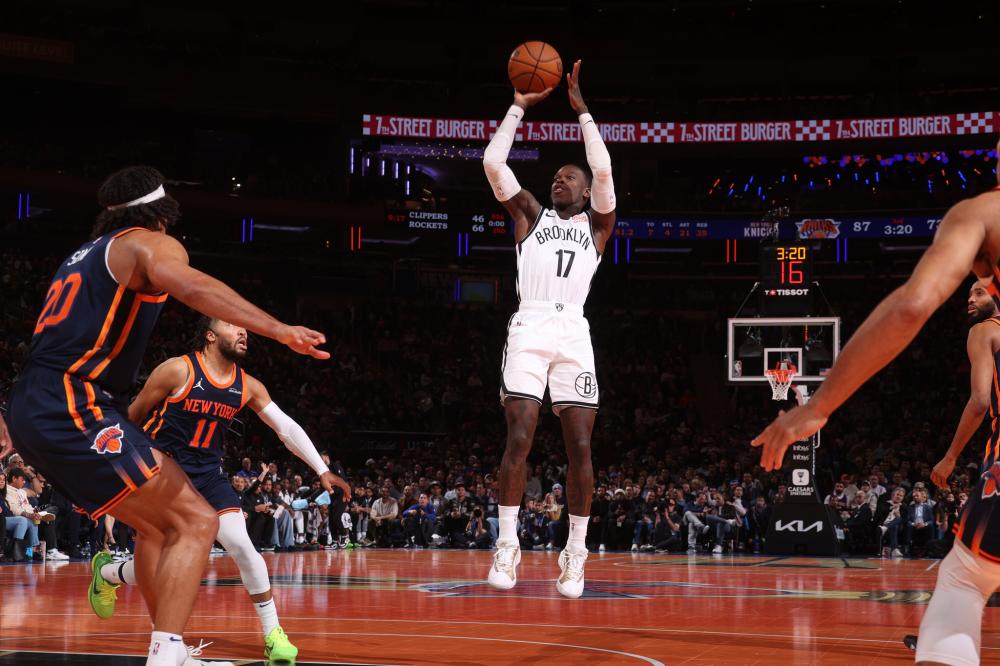 罗马主场2-0力克萨索洛，苏莱3分钟连造两球